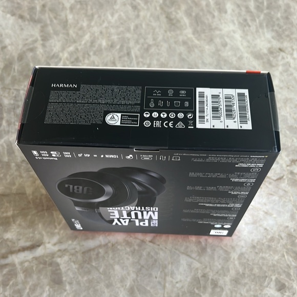 JBL Live 660NC Bluetooth Wireless Over-Ear Noise-Cancelling Headphones. New! - Picture 5 of 5